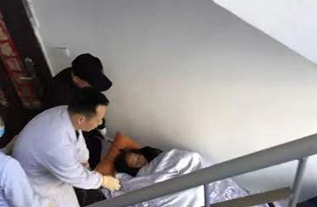 可克达拉市病人院后返乡