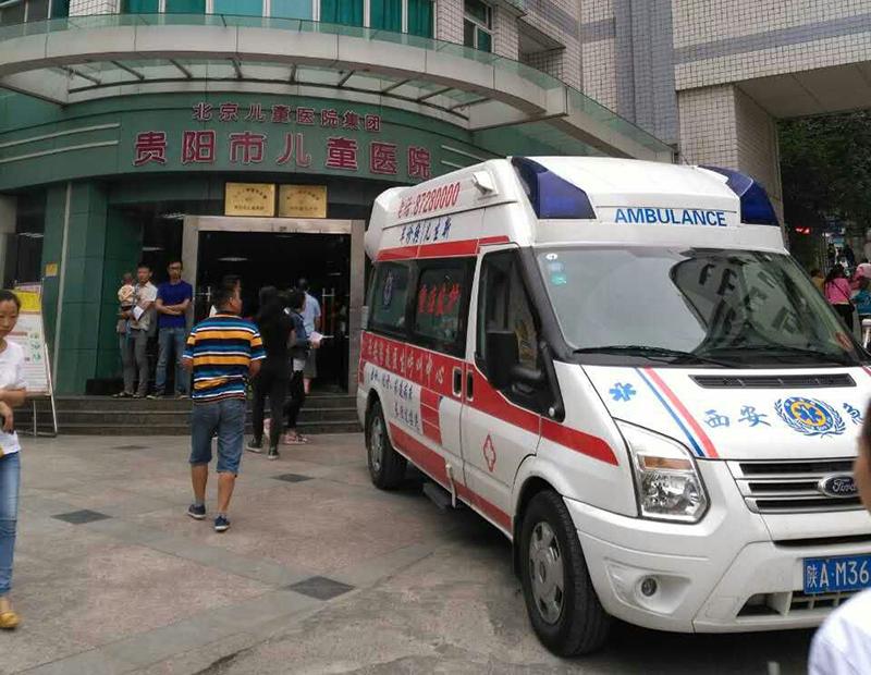 可克达拉市救护车转院