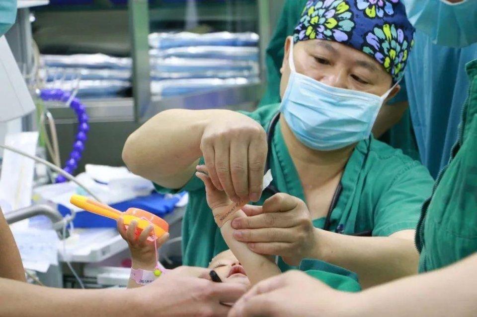 可克达拉市妇婴监护型护送